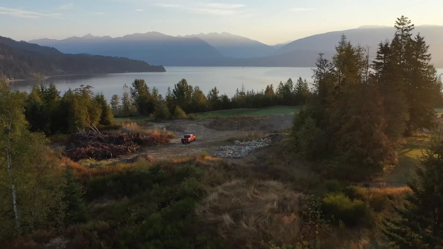 Lakeside views at Queens Bay Resort